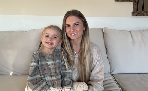 Jackie and Wren are creating content that moms all over the world are watching! Jackie and Wren are creating content that moms all over the world are watching!