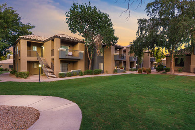 Mission Rock Residential has signed a new contract for property management at the Crestone at Shadow Mountain apartments in Phoenix, Arizona.