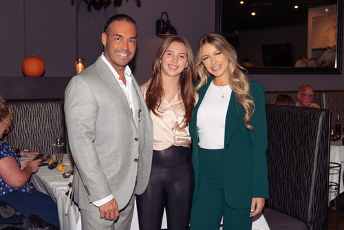 Patricia’s of Holmdel collaborated with Taylor Maxwell of Resources Real Estate to host “Light the Night,” a simulated dining experience in honor of Ava Bullis’s 17th birthday, which raised over $12,000  to benefit those with Usher Syndrome.