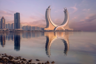 The dual-branded Raffles Doha and Fairmont Doha, housed within Katara Towers (CNW Group/Accor)