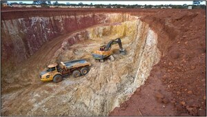 VOX ACQUIRES AUSTRALIAN GOLD ROYALTY OVER CARDINIA GOLD PROJECT AND CLOSES FIRST QUANTUM MINERALS ROYALTY PORTFOLIO DEAL