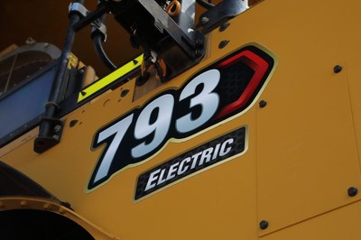 Caterpillar’s first battery electric 793 large mining truck demonstrated at the company’s Tucson Proving Ground.