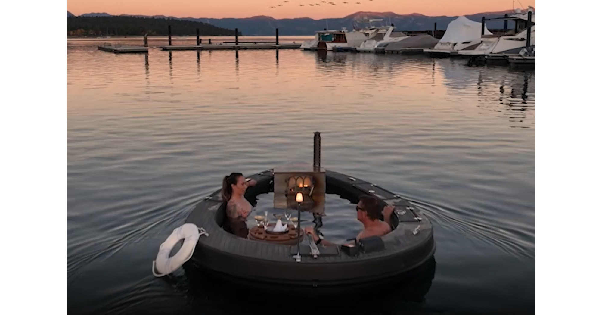 Spacruzzi Brings Hot Tub Boats into the Mainstream