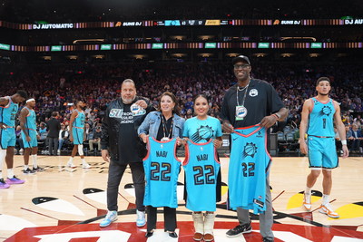 From Left to Right:
Governor Stephen Lewis, Gila River Indian Community
GinaMarie Scarpa, Founder & President, NABI
Lynette Lewis, Tournament Manager, NABI
Mark West, Former Phoenix Suns Player & Founder, NABI
