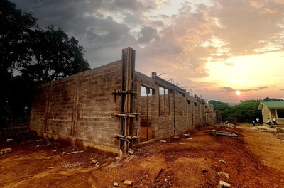 On November 22, 2022, the Masumbu Public Welfare School, built with the assistance of CNMC Deziwa, was under construction. (PRNewsfoto/China Nonferrous Metal Mining)