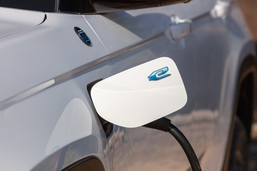 Stellantis and its U.S. dealerships move towards electrification