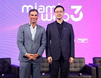Francis Suarez, Mayor of Miami (left) and Raymond Yuan, Founder and Chairman of CTH and Atlas(right), at MiamiWeb3 Summit (PRNewsfoto/Atlas Technology Management)