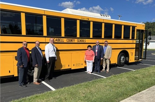 Cabell County Schools Superintendent Dr. Ryan Saxe with the GreenPower BEAST all-electric, purpose-built school bus. Joining him are Rhonda Smiley, President of the Cabell County Board of Education; Kim Cooper, Assistant Superintendent; Dan Gleason, Director of Transportation; GreenPower Vice President Mark Nestlen and GreenPower’s dealer representative Steve Ellis.