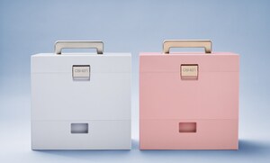 NEW BRAND, OSHEN, LAUNCHES FIRST MAKEUP CASE MADE WITH RECYCLED OCEAN-BOUND PLASTIC