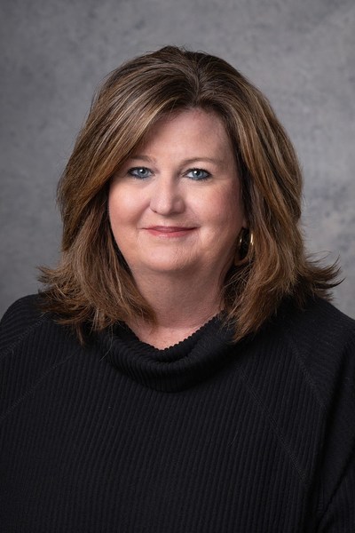 Robin Johnson, Mortgage Lender, Joins the Virginia Office of First Bank & Trust Co. in Red Oak, North Carolina