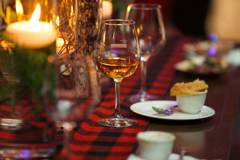 VQA Icewine is more than a sweet treat. Guests will explore how Icewine enhances spicy, savoury and sweet dishes at stations throughout the event. (CNW Group/Niagara Grape & Wine Festival)