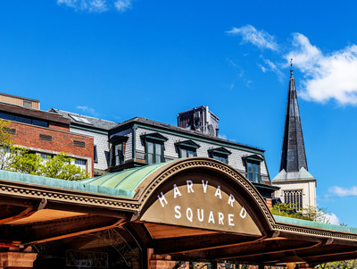 Using the case of Harvard Square, located in Cambridge, Mass., author Catherine J. Turco explores the role of street-level markets in our daily lives, why we fall in love with them, and why we so often struggle with changes in them. Credit: APCortizasJr/iStock by Getty Images.