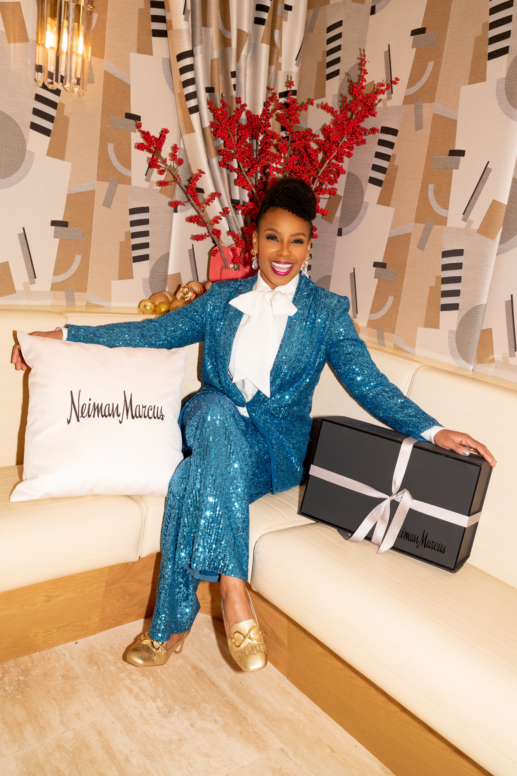 Wrap up Your Holiday Shopping with Neiman Marcus – Alicia Wood Lifestyle