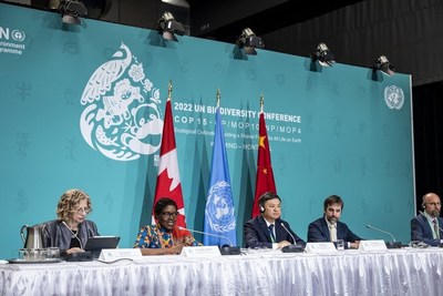 Opening press conference at the Palais des congrès de Montréal. From left to right: Inger Anderson, Executive Director of the United Nations Environment Programme, Elizabeth Maruma Mrema, Executive Secretary of the Convention on Biological Diversity, His Excellency Huang Runqiu, Minister of Ecology and Environment of China, the Honourable Steven Guilbeault, Minister of Environment and Climate Change, David Ainsworth, Information Officer, Convention on Biological Diversity. (CNW Group/Environment and Climate Change Canada)