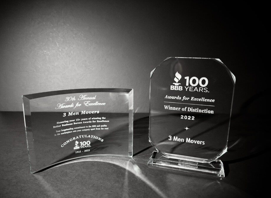 Better Business Bureau Recognizes 3 Men Movers with Winner of Distinction Award - Vimarsana News