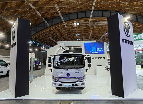 在意大利帕多瓦举行的2022绿色物流博览会上，FOTON电动卡车亮相。