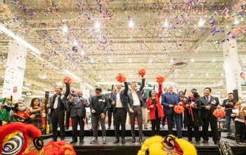 T&T Montreal Store Opening Ceremony Ribbon Cutting (CNW Group/T&T Supermarkets)