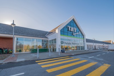 Extérieur du magasin T&T Supermarché de Montréal (Groupe CNW/T&T Supermarkets)
