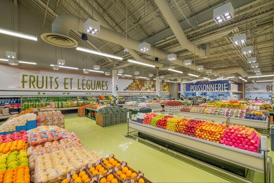 Département des fruits et légumes du T&T Supermarché de Montréal (Groupe CNW/T&T Supermarkets)