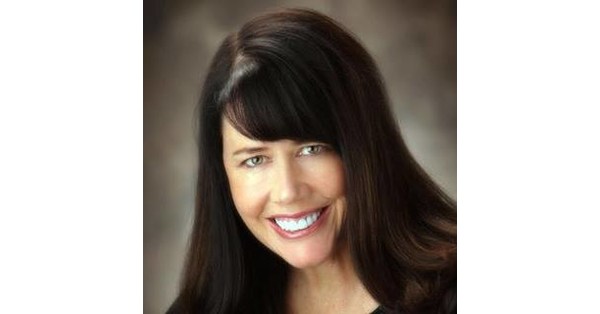 Vicki Lyons, MD, is being recognized by Continental Who's Who - Vimarsana News