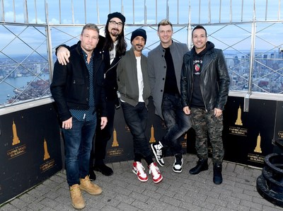 El Empire State Building anuncia una ceremonia especial de luces y música navideña e iluminación del edificio con los Backstreet Boys, en asociación con iHeartMedia (PRNewsfoto/Empire State Realty Trust, Inc.)