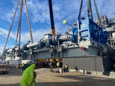 KraussMaffei Delivers Final Extruder for PureCycle’s Flagship Purification Plant Ahead of Schedule