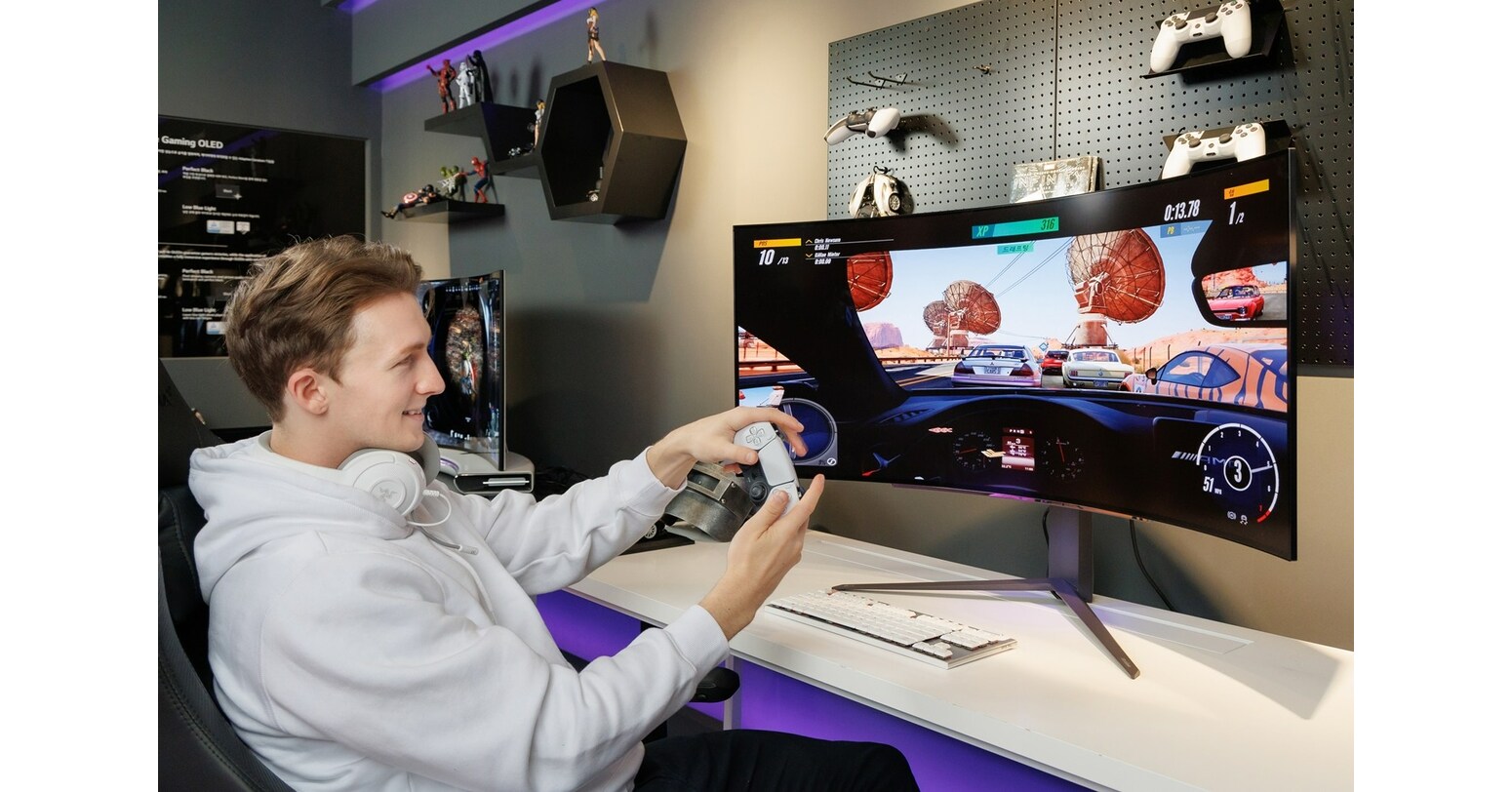 Acer predator диагональ 27. Pg27aqdm. Oled мониторы 2023. Oled мониторы 2023. Монитор 2022.