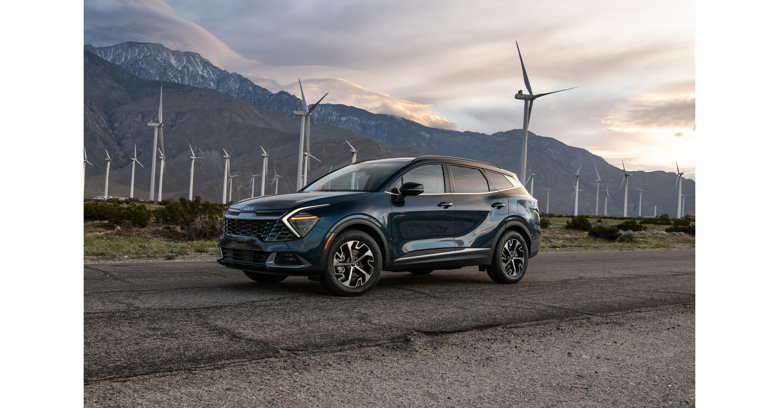 KIA SPORTAGE HYBRID AND KIA TELLURIDE NAMED AMONG THE CAR CONNECTION'S BEST  CAR TO BUY 2023 AWARDS