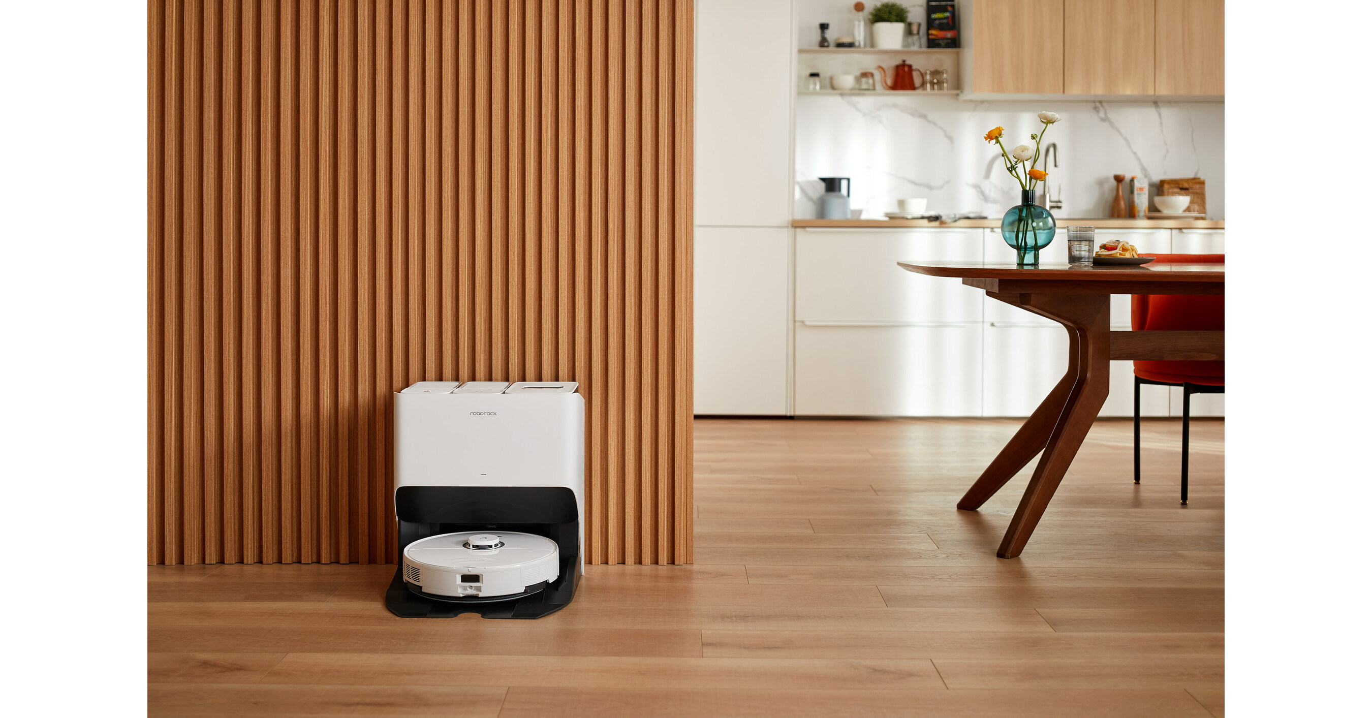 CES 2022: Roborock's new dream machine mops, vacuums and cleans