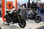 Yadea debuta en CES presentando motos eléctricas de alta velocidad y nuevas tecnologías