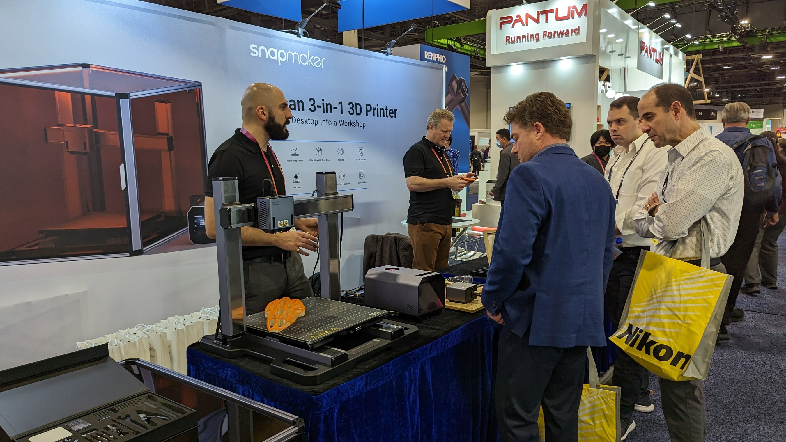 Snapmaker Artisan y J1 dan un giro impresionante en el CES 2023