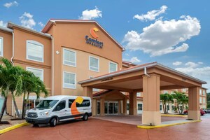 DSH Hotel Advisors Arrange the Sale of Two Florida Hotels - Comfort Inn &amp; Suites Ft. Myers Airport &amp; Ramada by Wyndham Davenport Orlando-South