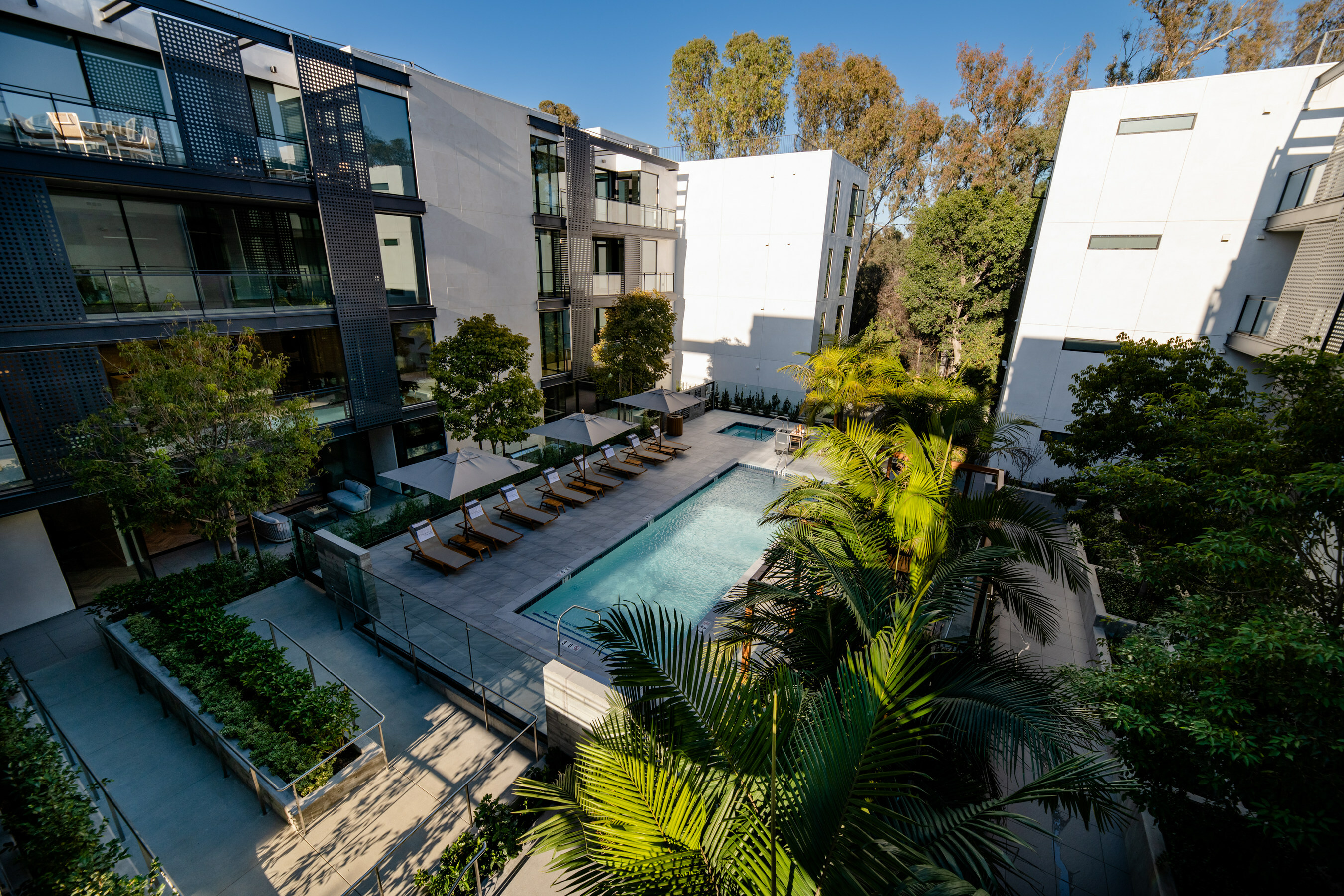 RESPARA, BRENTWOOD'S NEWEST AND MOST EXCLUSIVE COLLECTION OF FOR-LEASE RESIDENCES, CELEBRATES OPENING