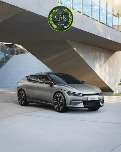 Kia Carens wins Indian Car of the Year 2023 and EV6 takes Green Car Award