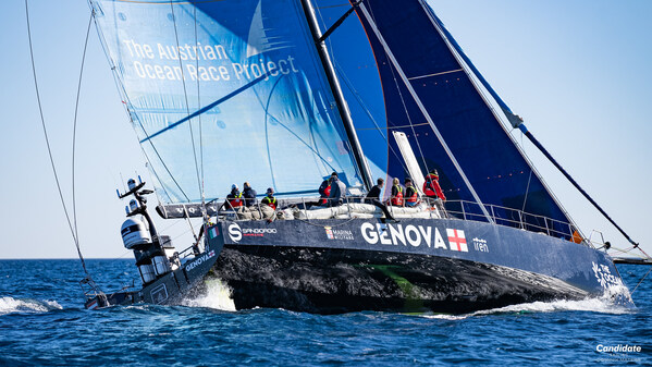 The Austrian Ocean Racing Team Genova (PRNewsfoto/Esaote S.p.A.)