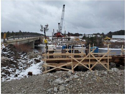 Construction site at Western Brook Bridge, Darren Fitzgerald, Parks Canada (CNW Group/Parks Canada)