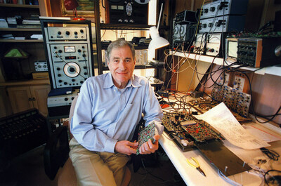 Ray Dolby at his workbench in his home lab in San Francisco, 1986. Courtesy of Dagmar Dolby