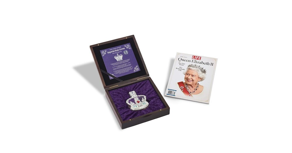 HAMMACHER SCHLEMMER PRESENTS A $30,000 COIN FIT FOR A QUEEN! HAMMACHER SCHLEMMER PRESENTS A $30,000 COIN FIT FOR A QUEEN!