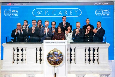 W. P. Carey Rings NYSE Closing Bell to Celebrate 25 Years as a Publicly Traded Company