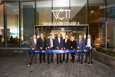 Representatives from GWL Realty Advisors, Healthcare of Ontario Pension Plan (HOOPP), and the City of Vancouver officially open Vancouver Centre II (VCII) (CNW Group/GWL Realty Advisors)