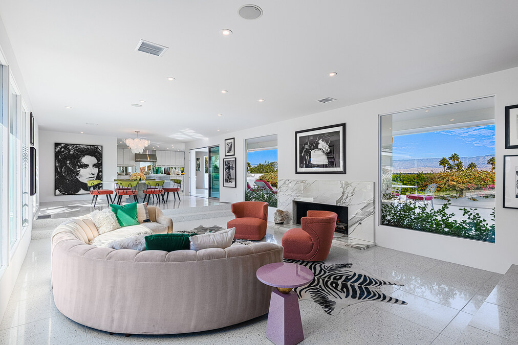 Acclaimed Celebrity Designer Creates Gated Glamor For New Thunderbird Heights Listing - Vimarsana News