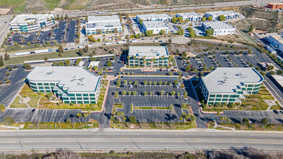 EQUITY UNION COMMERCIAL REPRESENTS BUYER ON $48.93MM OFFICE COMPLEX PURCHASE - Vimarsana News