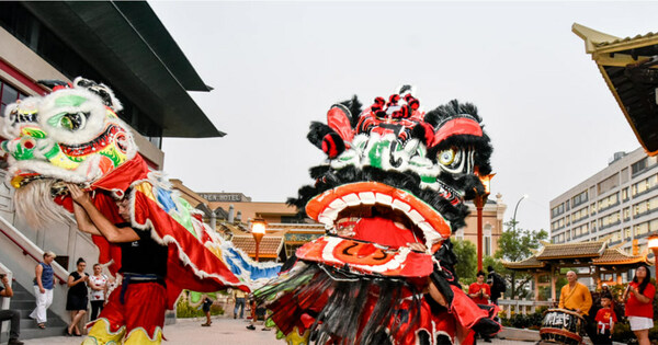 众议员特里杜吉德宣布联邦投资温尼伯的中国文化和社区中心（CNW 集团/加拿大草原经济发展部）