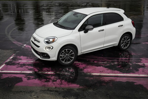 2023 Fiat 500X Offers Enticing Entry Point on Cars.com Affordability Report: 2023 Best Value New Cars