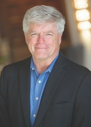 Tom Davenport - Professeur de technologie de l'information et de gestion au Babson College