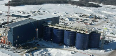 Leach tanks and process plant. (CNW Group/Equinox Gold Corp.)