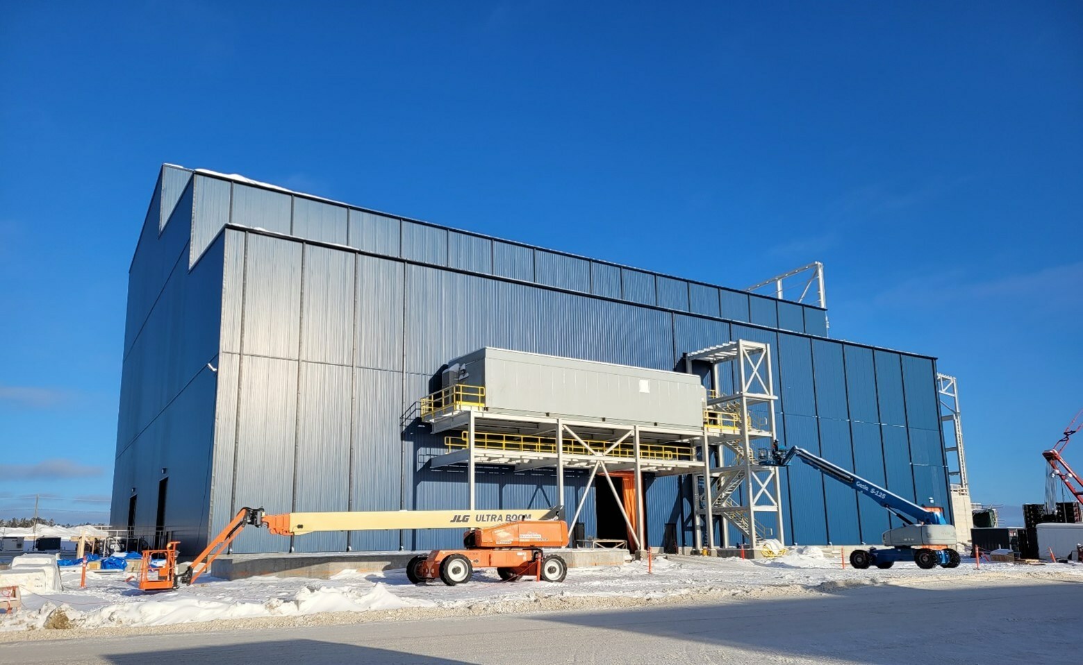 West end process plant with e-room. (CNW Group/Equinox Gold Corp.)