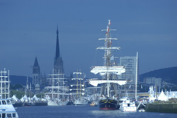 Armada Rouen/Frankreich: Das weltweit bedeutendste Treffen von Großseglern kehrt vom 8. bis 18. Juni 2023 zurück


USA – English





USA – English