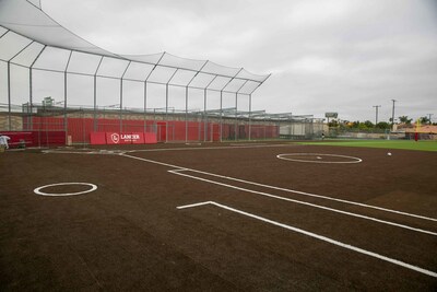 The Lancers of Orange Lutheran High School open the 2023 softball season on their new Major Play® synthetic turf by Hellas. The softball specific designed field comes complete with removable high wear turf areas around the base paths and home plate plus the pitching circle.