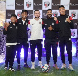 PARCOS MEET &amp; GREET WITH NORTHEAST UNITED FC TEAM